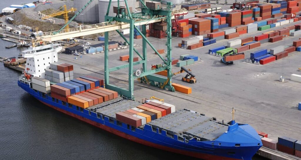 How to calculate your import duties from China: a simple guide.